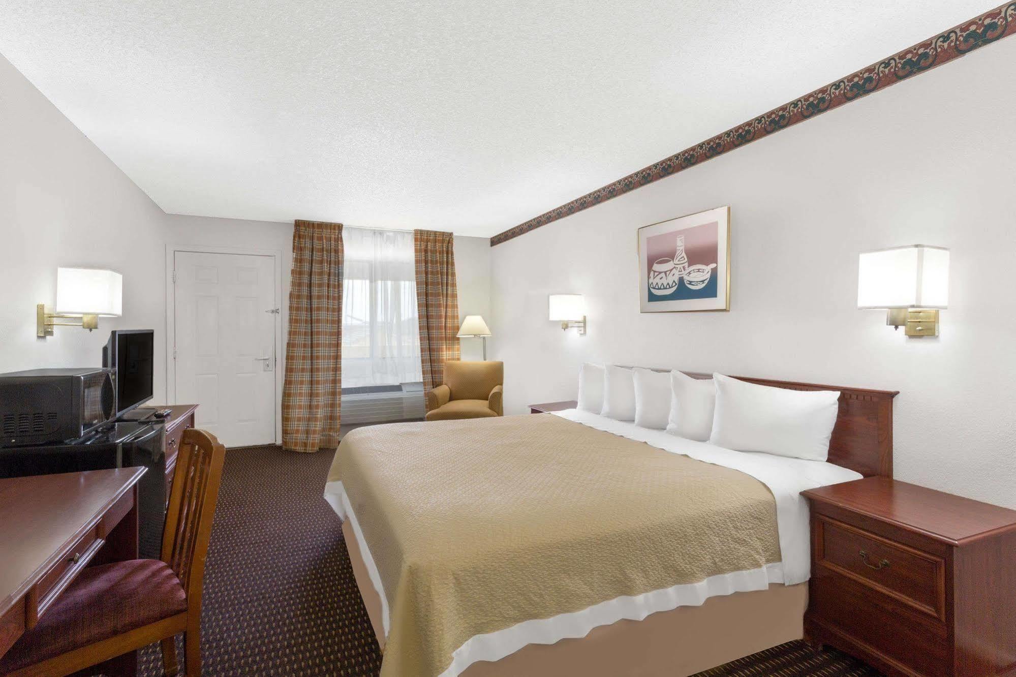 Days Inn By Wyndham Kingman East Ngoại thất bức ảnh